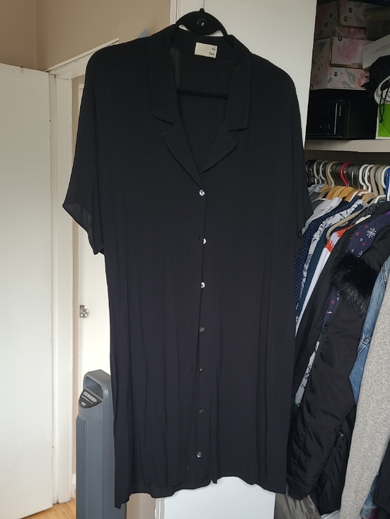 Wilfred Dresses & Skirts - Wilfred Black Button-Up Shirt Dress Large Short Sleeve Flowy